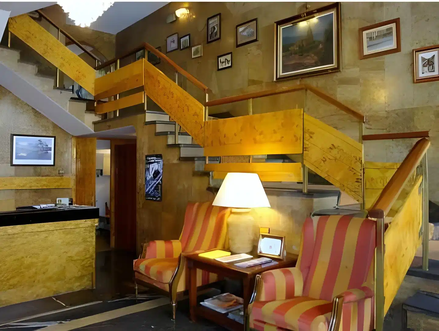 BYPILLOW Irala Lobby