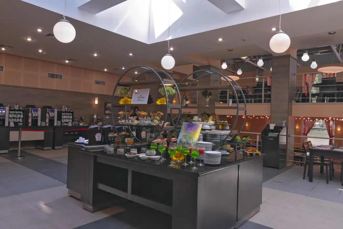 Effect Grand Victoria Hotel Restaurant