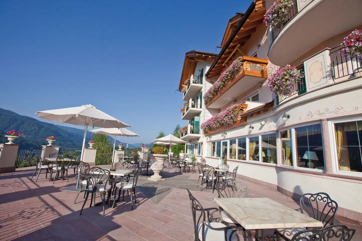 Lagorai Alpine Resort & Spa Terrasse