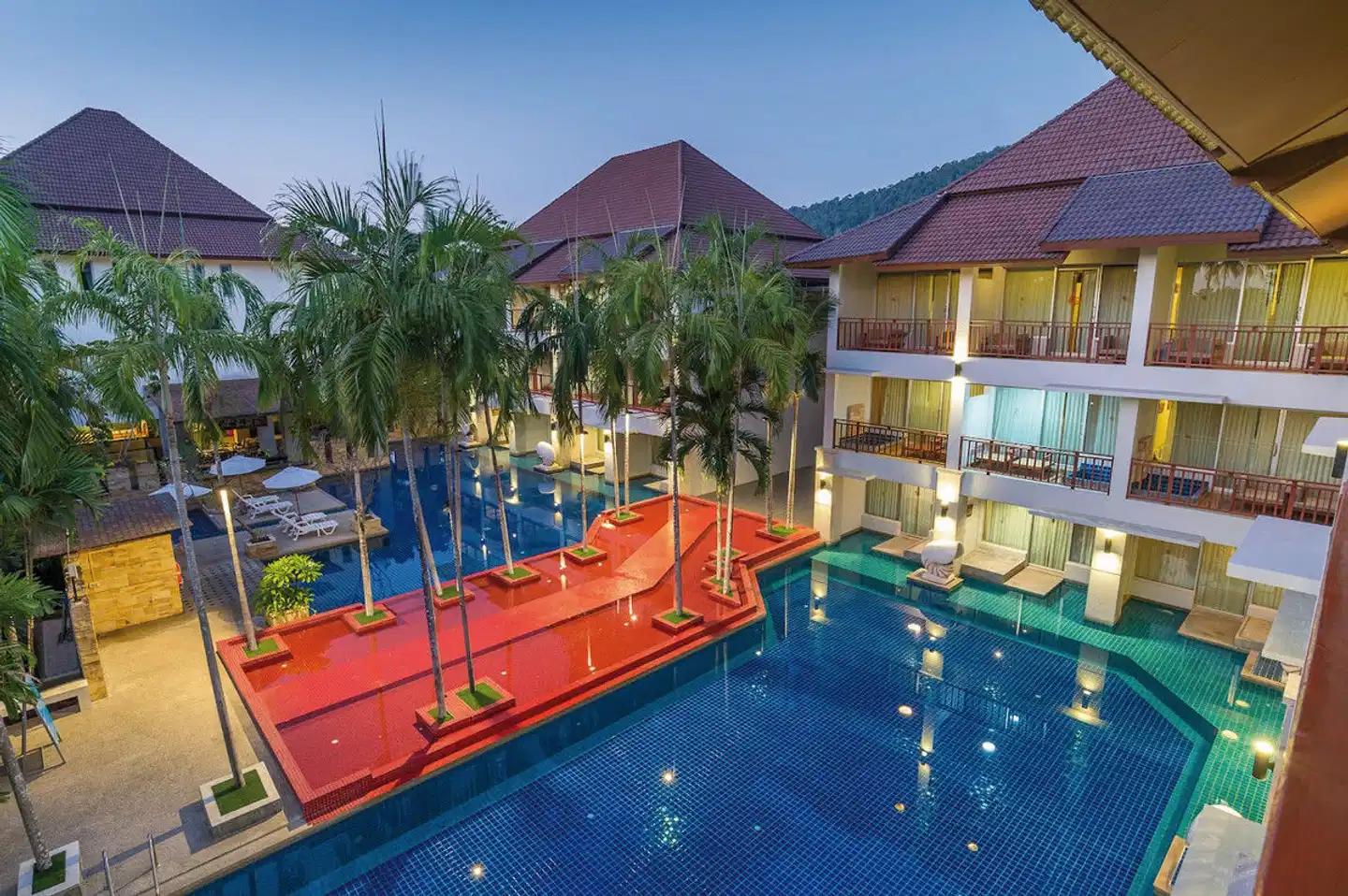 Lanta Sand Resort & Spa Pool