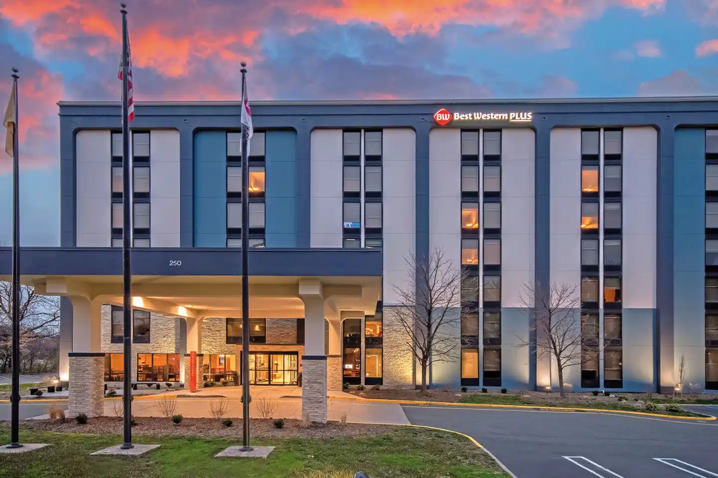 Best Western Plus Meadowlands Secaucus Aussenansicht
