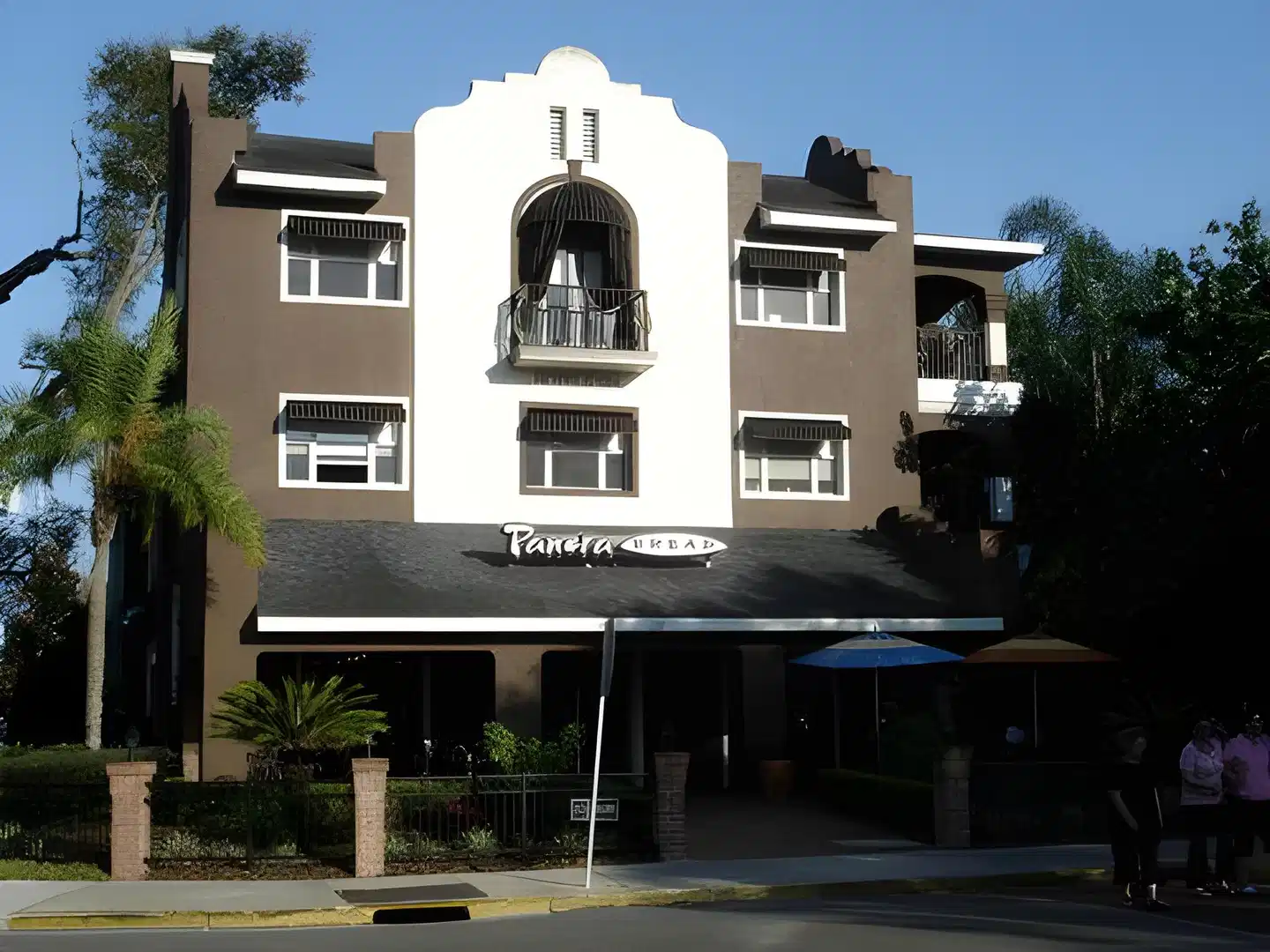 EO Inn & Spa Aussenansicht