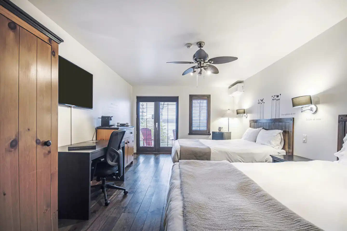 Auberge du Lac Taureau Wohnbeispiel