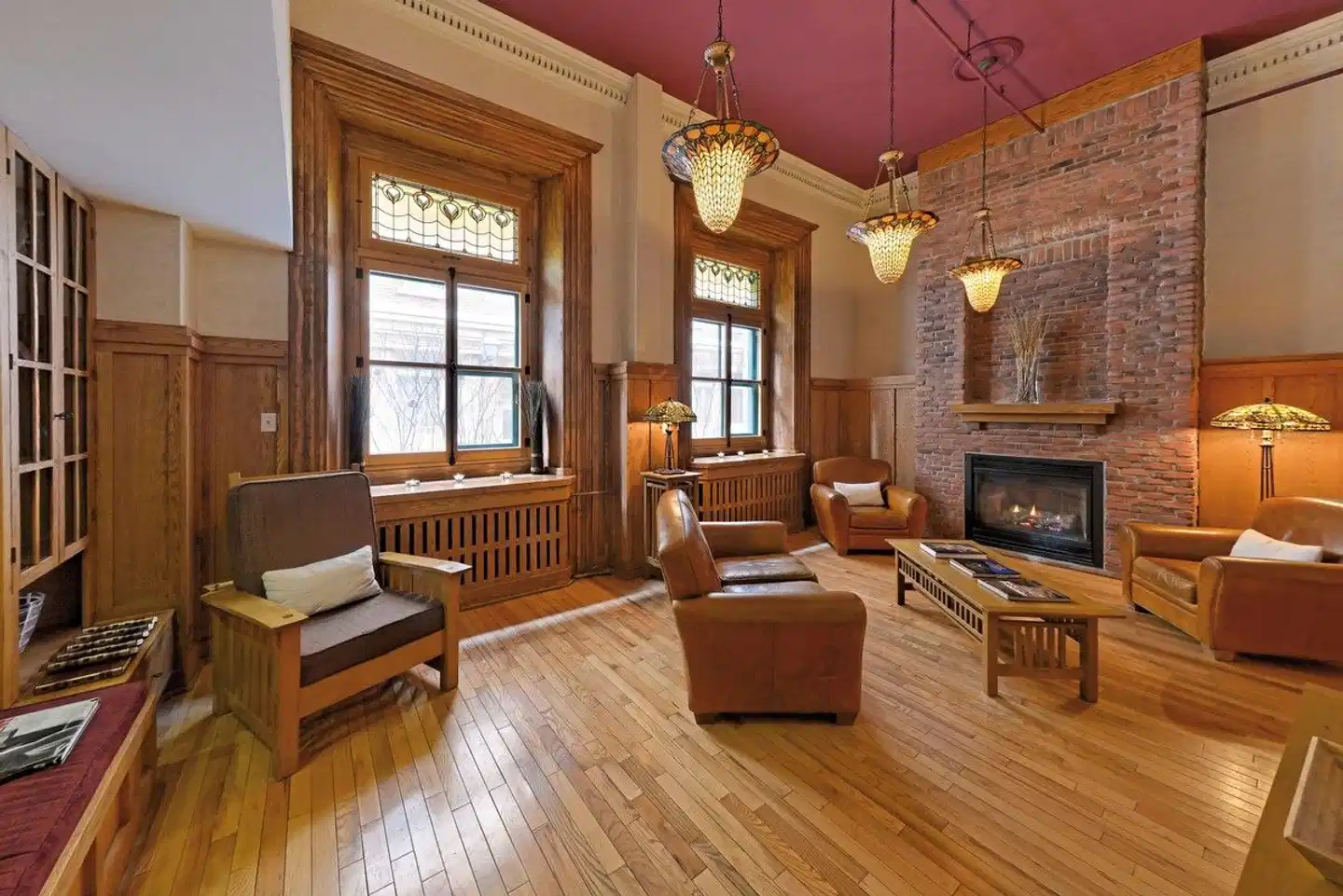 Auberge Saint Pierre Lobby