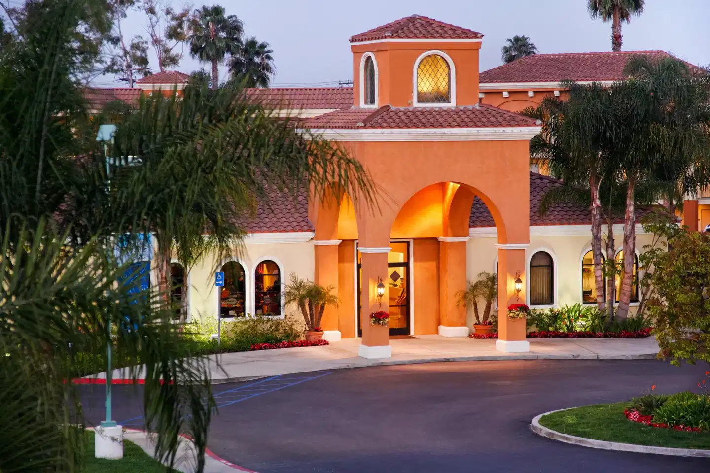 Cortona Inn & Suites Anaheim Resort Aussenansicht