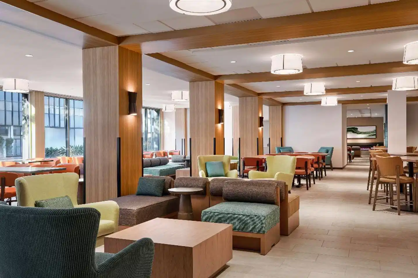 Hilton Garden Inn Los Angeles Airport Lobby