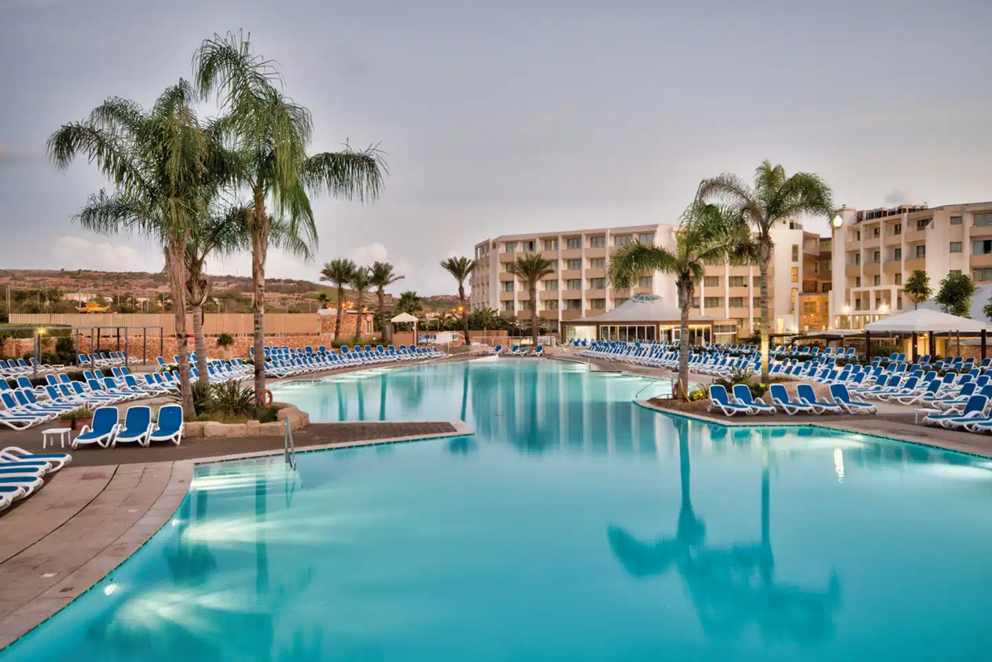 db Seabank Hotel & Spa POOL