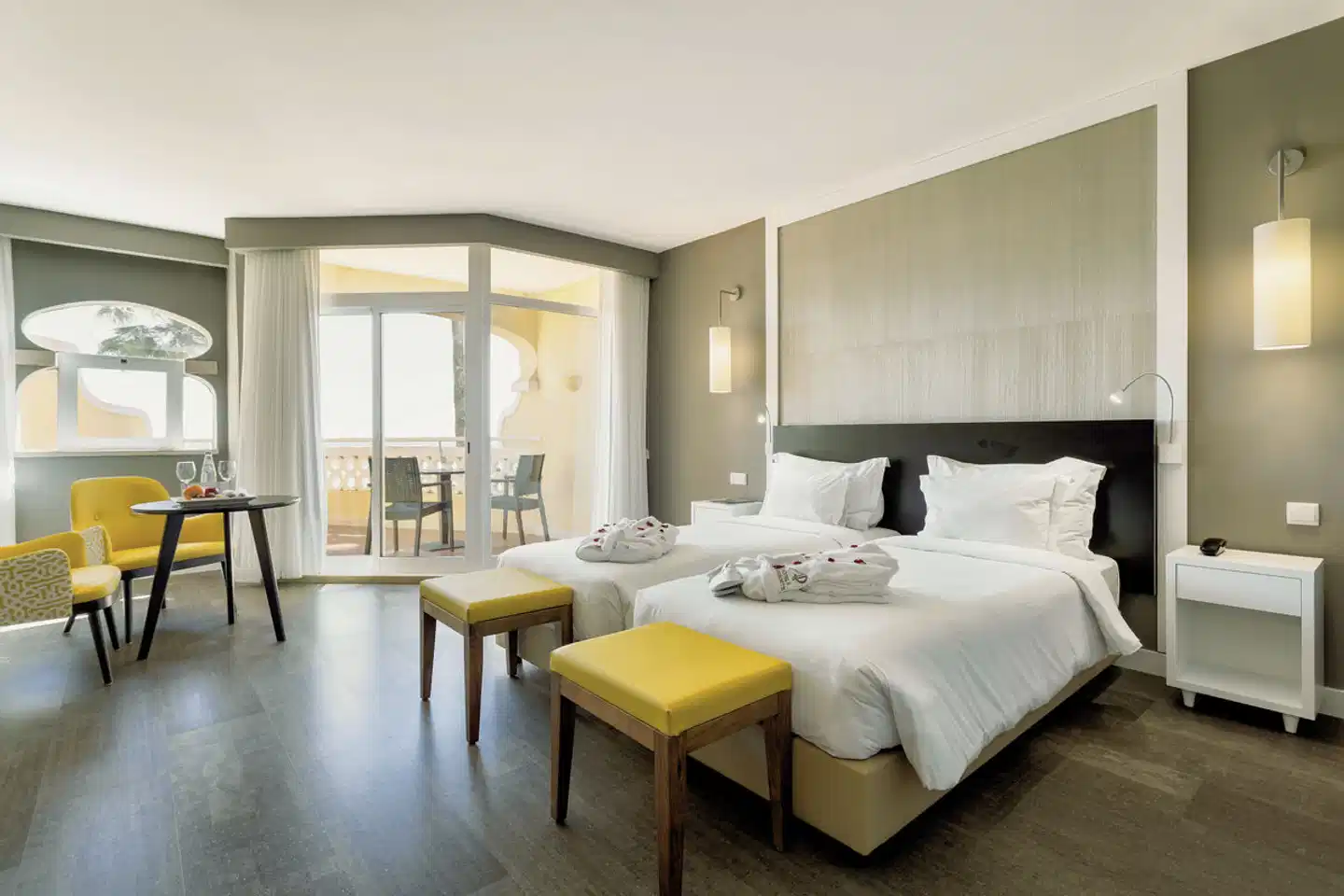 AP Oriental Beach ACCOMMODATION