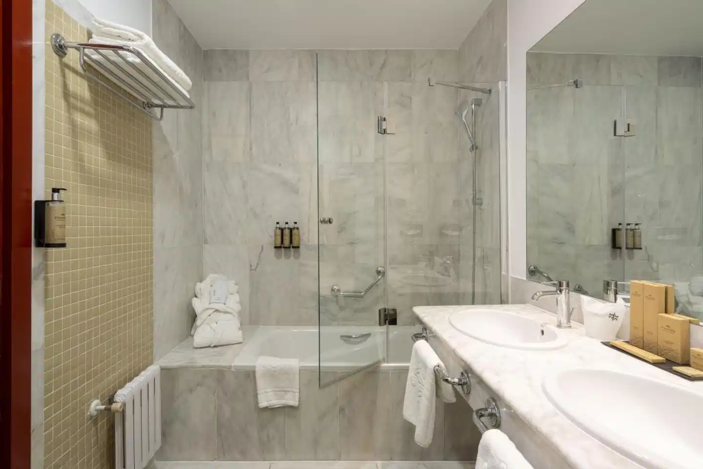 Parador de Nerja Badezimmer