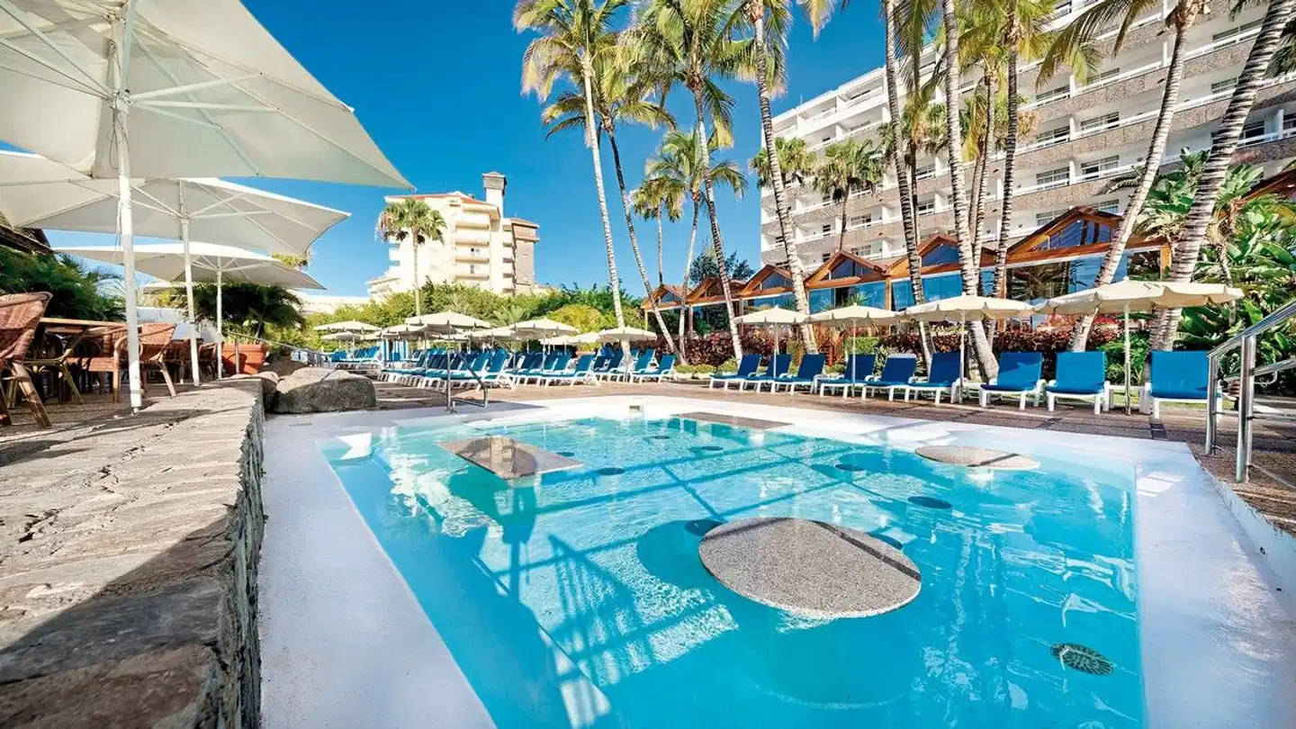Bull Costa Canaria & Spa POOL