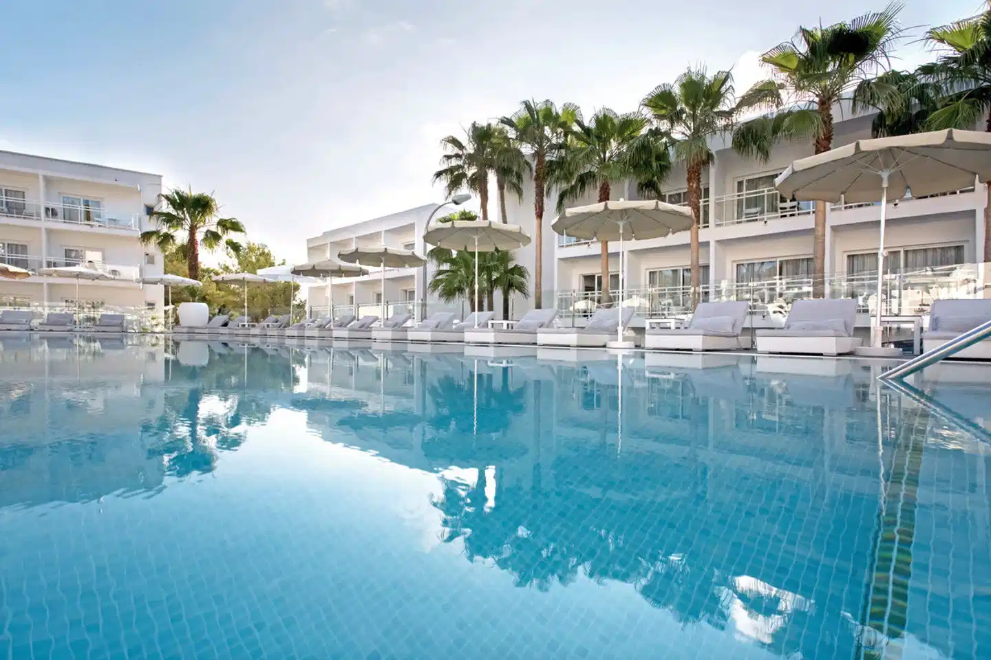 Grupotel Ibiza Beach Resort POOL