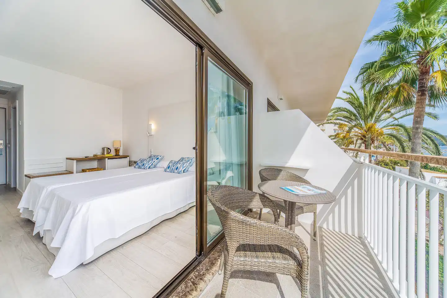 Hotel Atolon & Kaafu Beach Club Badezimmer