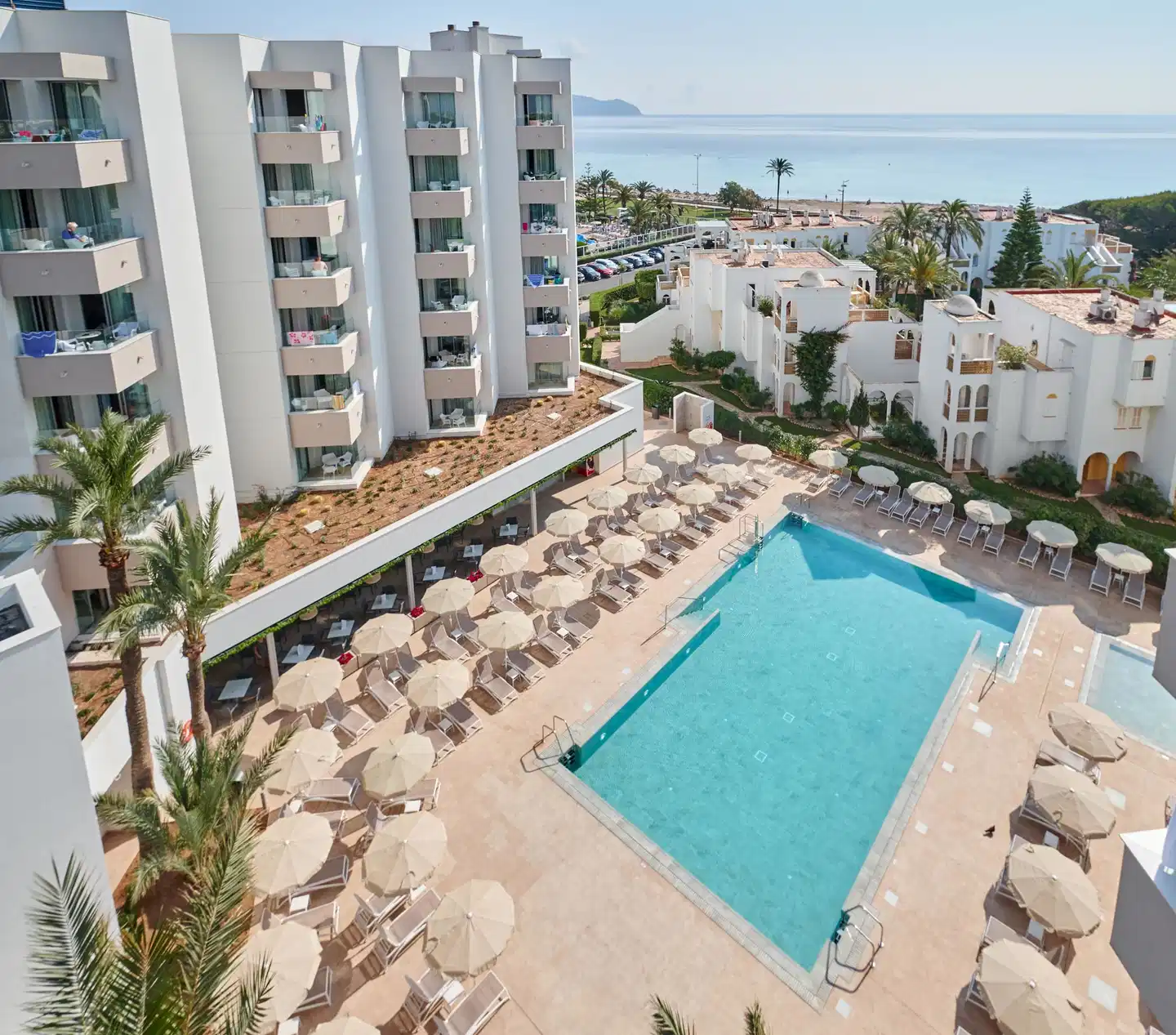 Hipotels Bahía Grande POOL