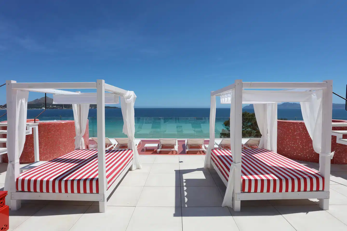 Iberostar Waves Alcudia Park TERRACE