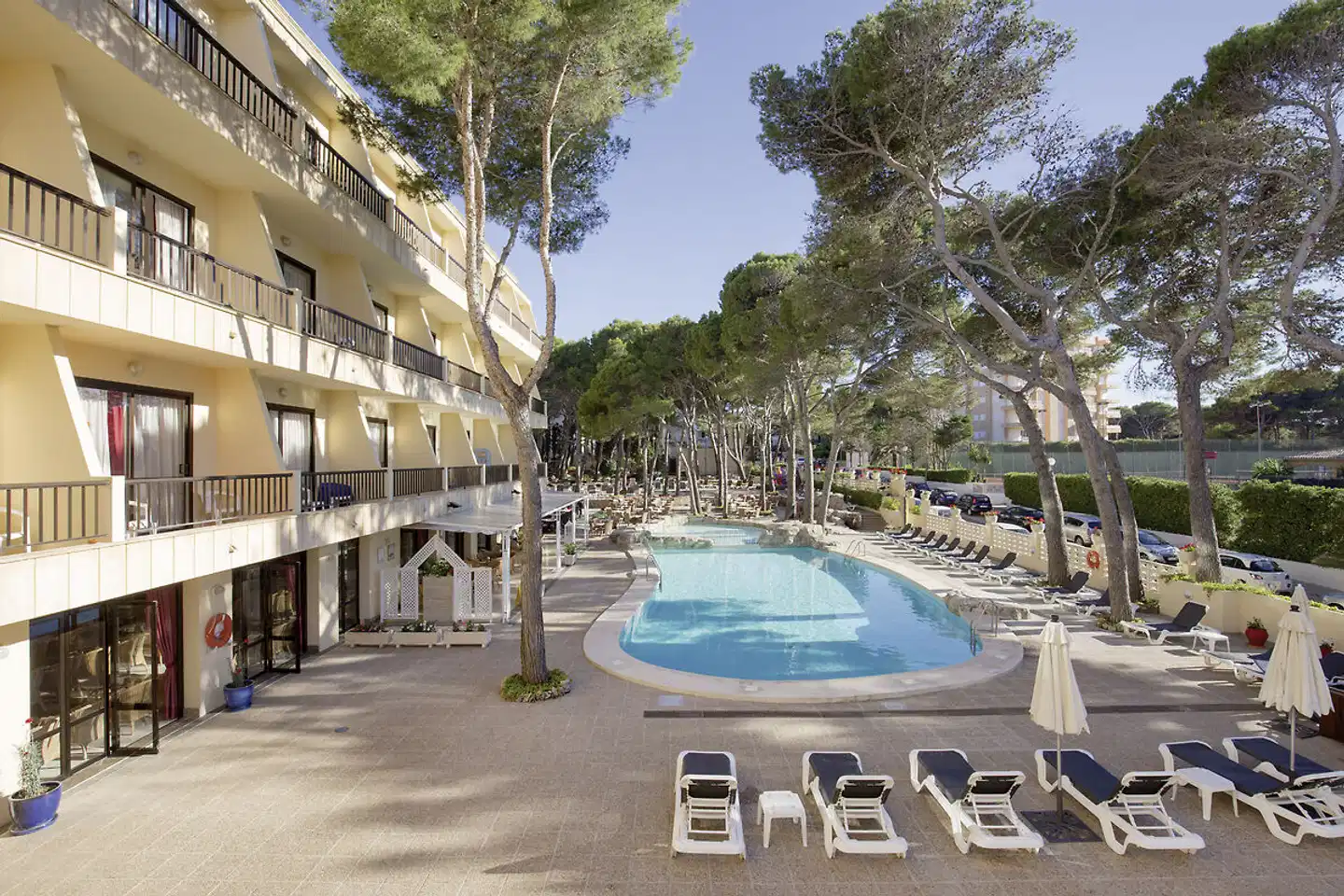 Bella Playa & Spa POOL