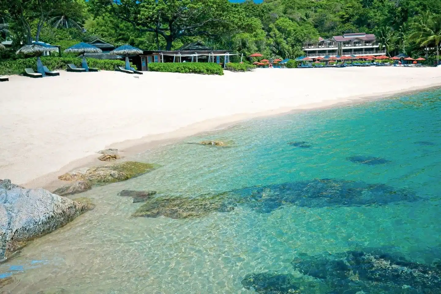 Garrya Tongsai Bay Samui BEACH