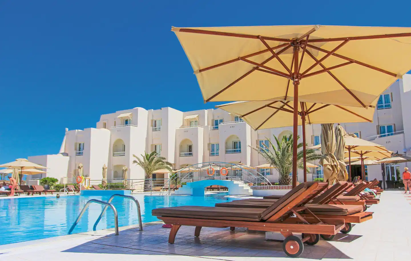 Telemaque Beach & Spa Pool