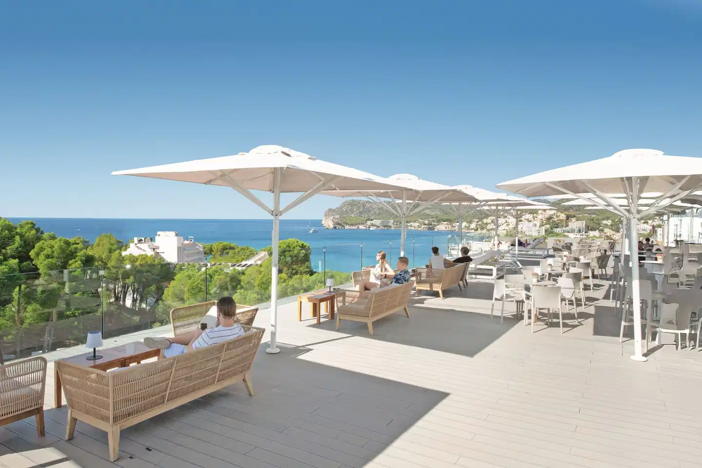 allsun Bella Paguera Bar