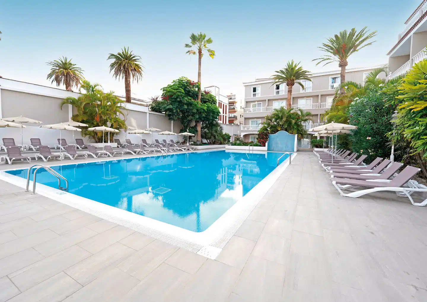 RF San Borondón Pool