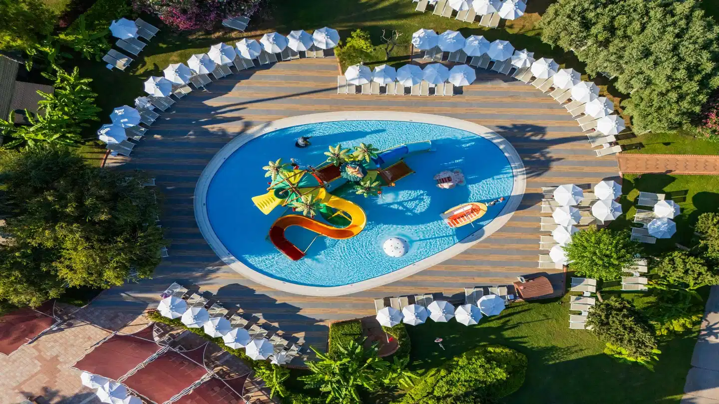 Limak Arcadia Sport Resort POOL