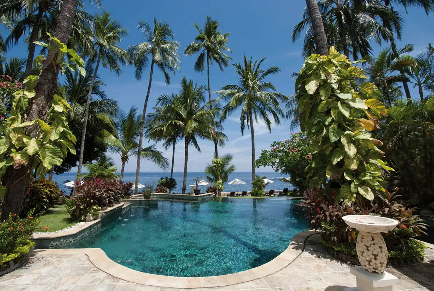 Alam Anda Ocean Front Resort & Spa Pool