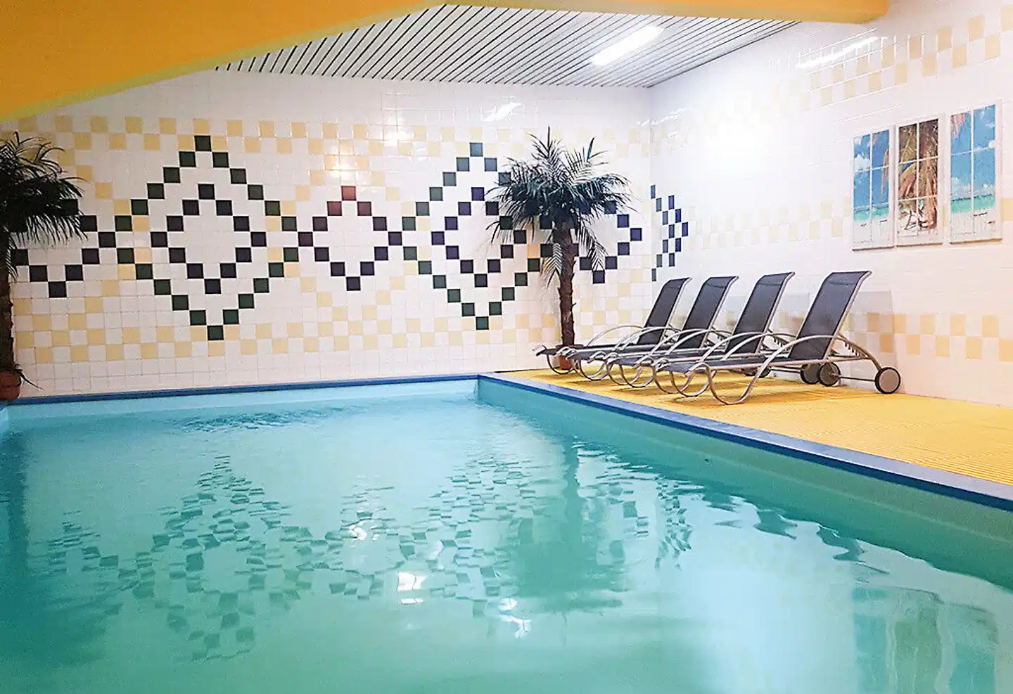 Hotel Almberg Hallenbad