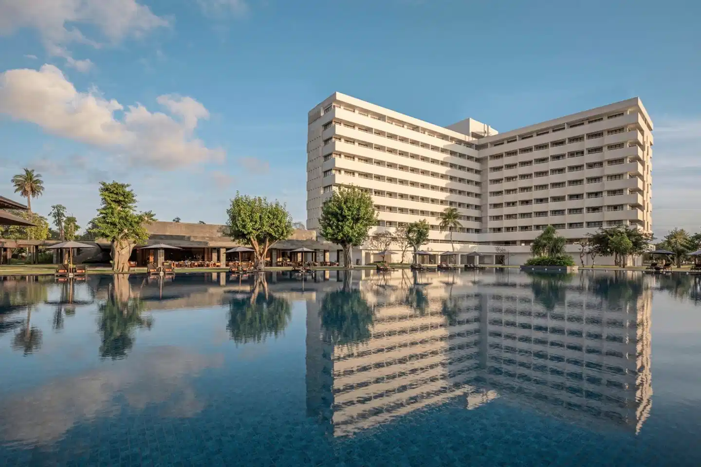 Bali Beach Hotel Sanur Pool