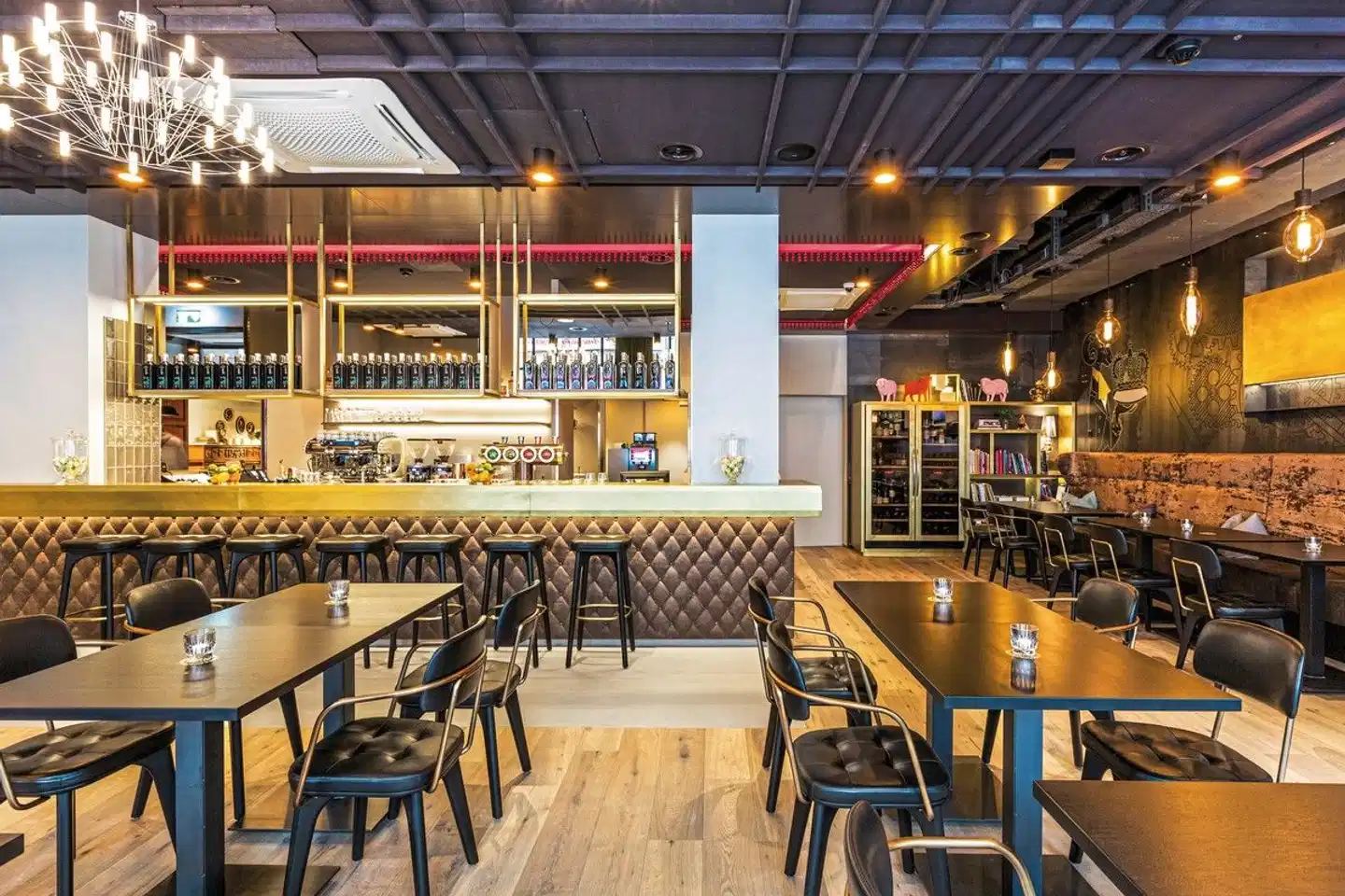 NH Bern The Bristol Bar