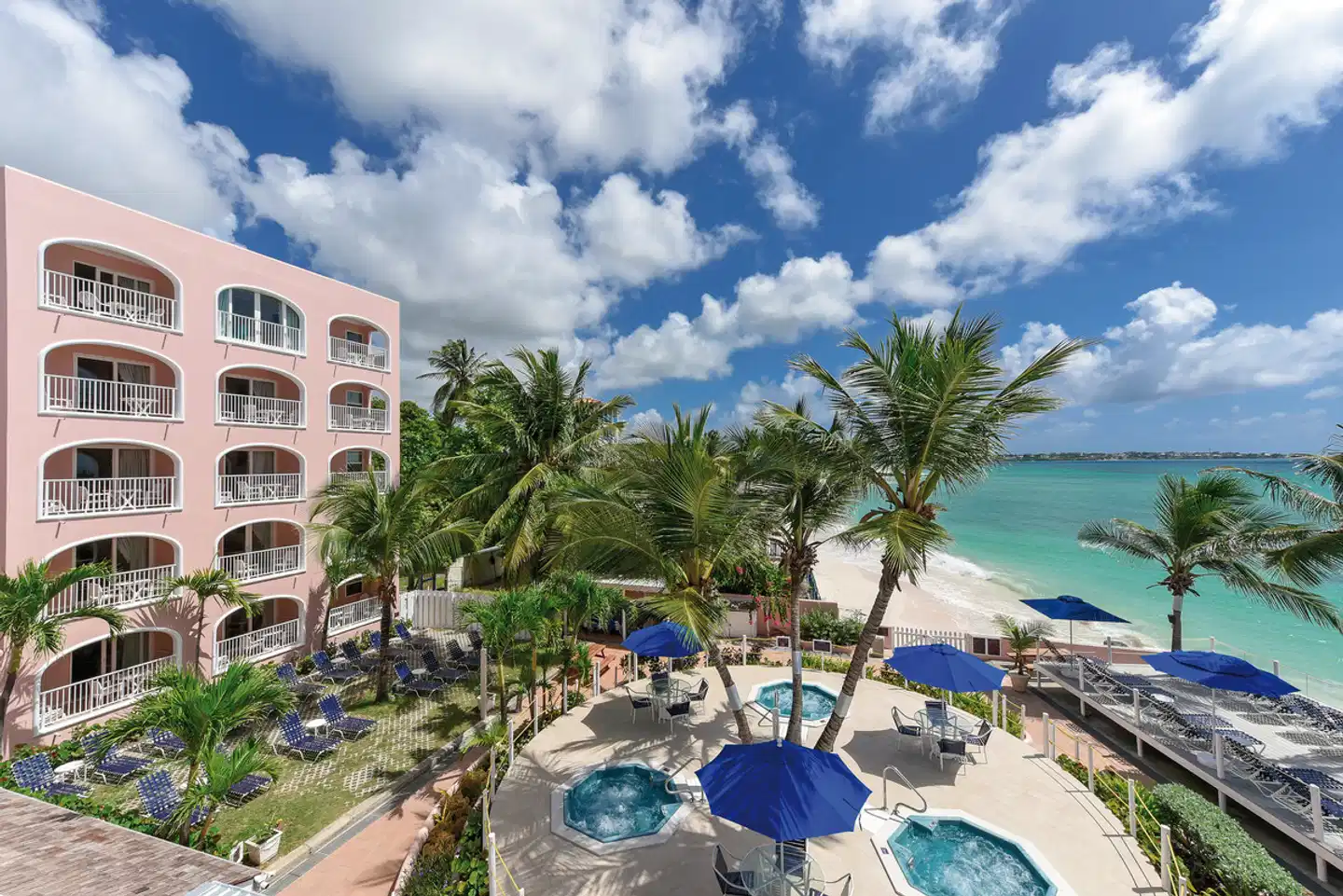 Butterfly Beach Hotel Aussenansicht