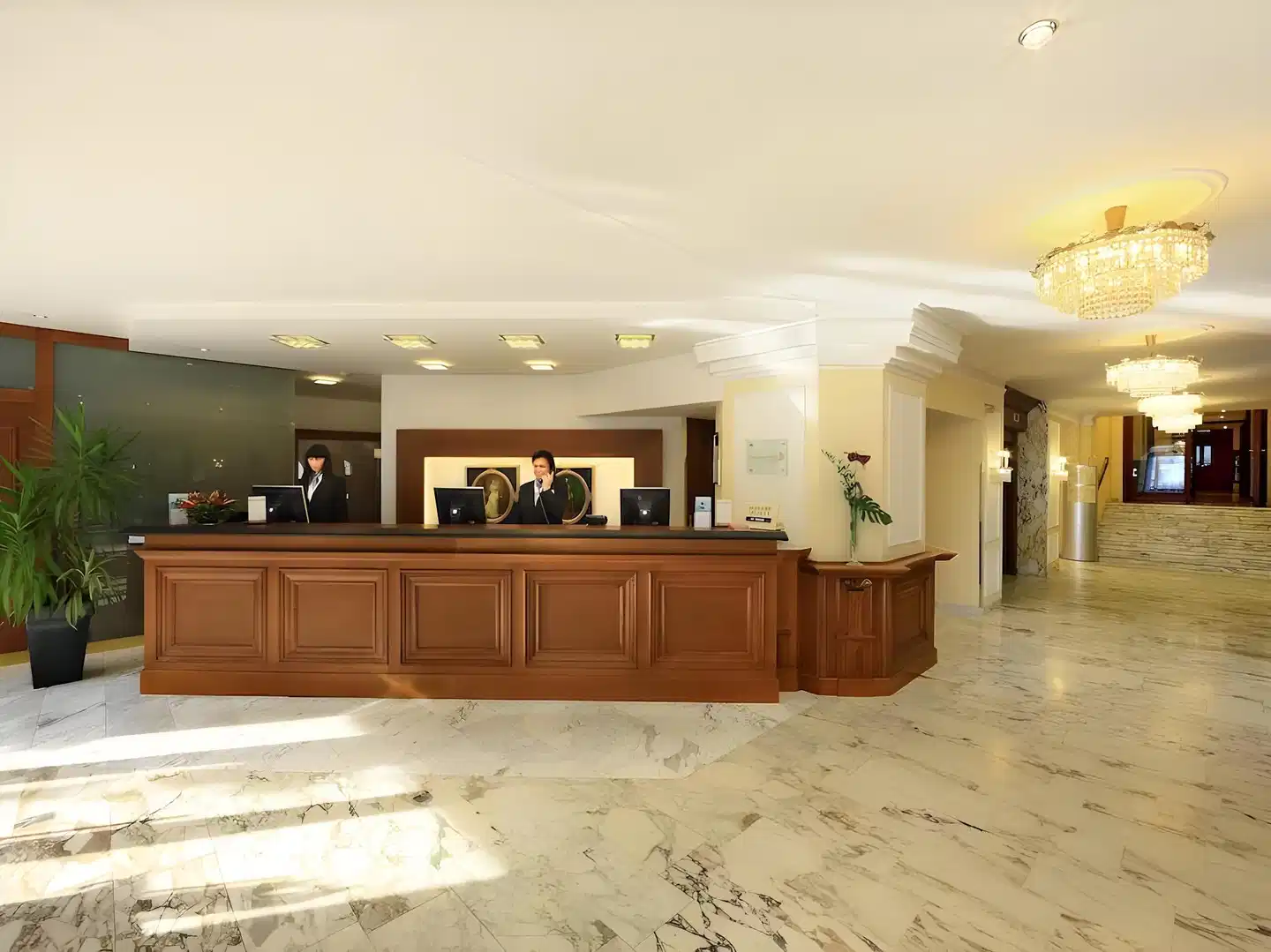 De France Lobby