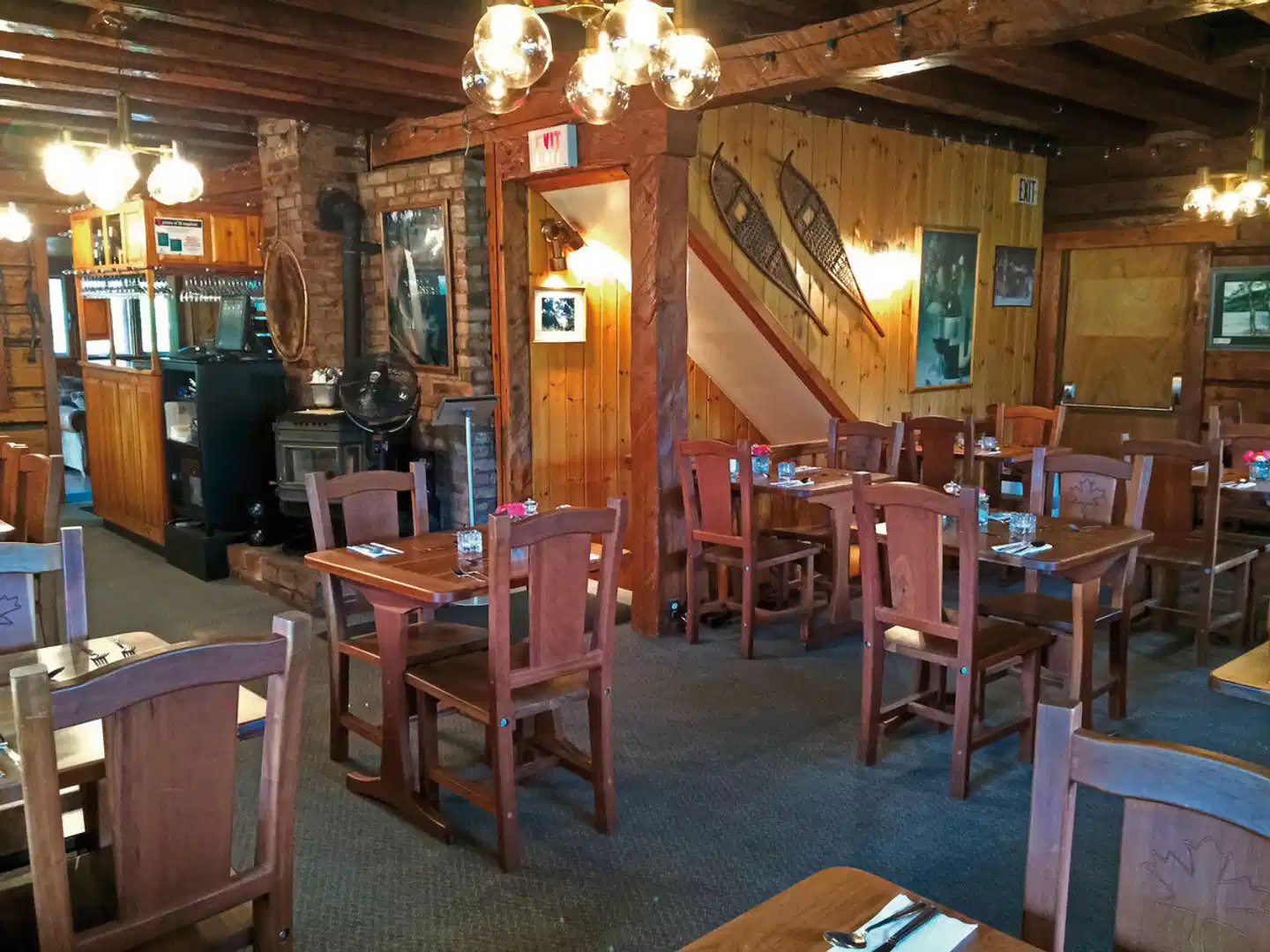 Helmcken Falls Lodge Restaurant