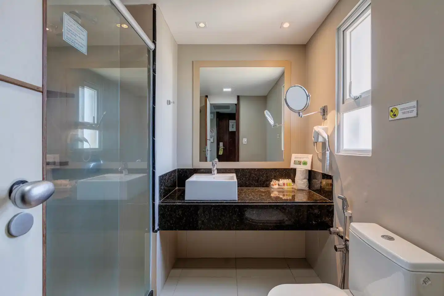 Monte Pascoal Praia Hotel Badezimmer