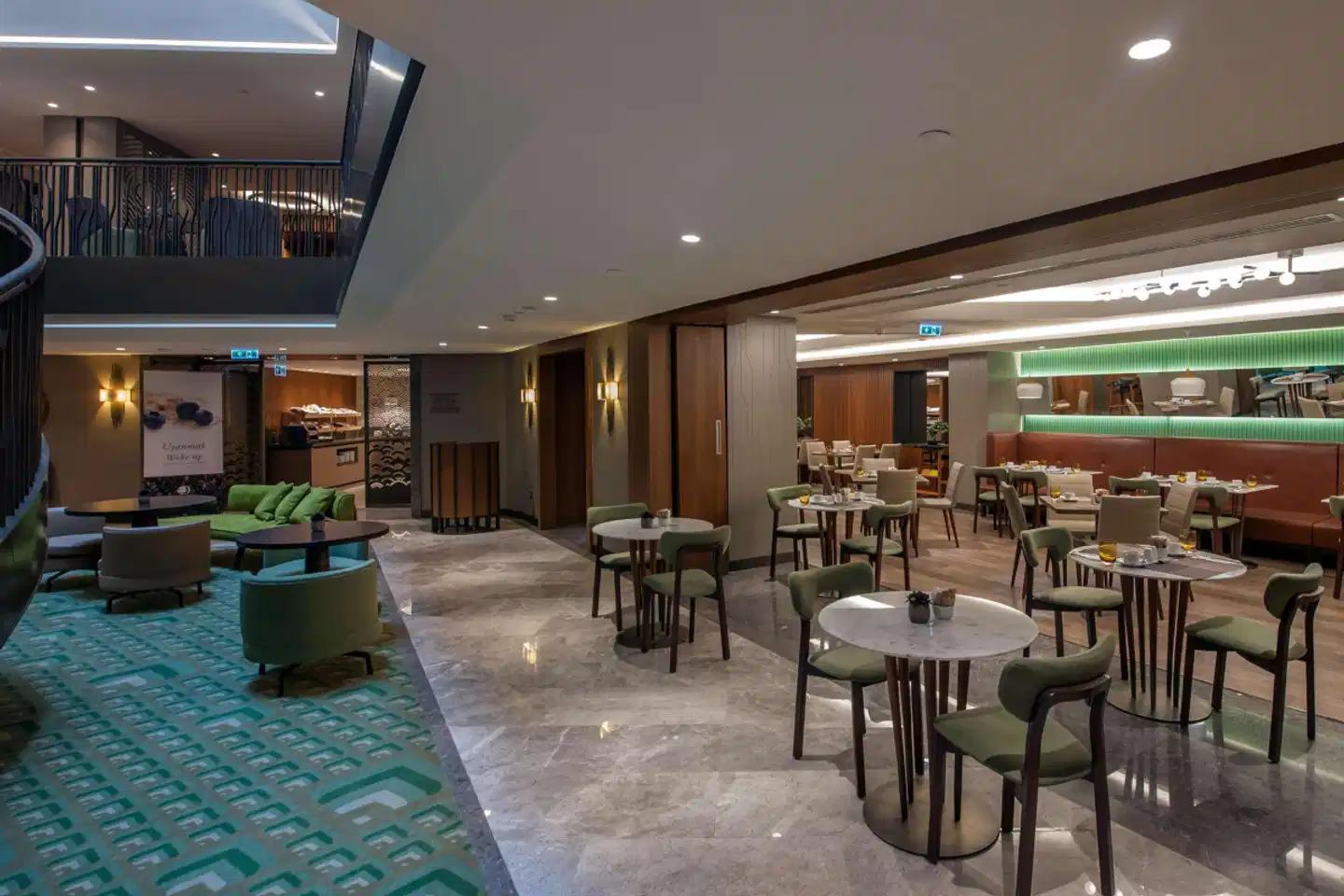 Doubletree by Hilton Istanbul Sirkeci Bar