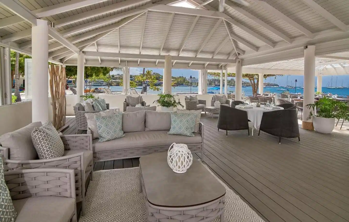 Calabash Luxury Boutique Hotel Lobby