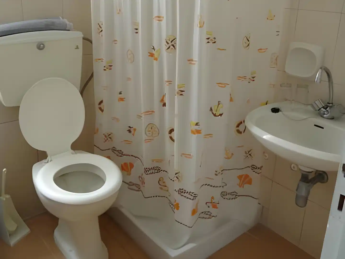 Zorbas Hotel & Studios Badezimmer