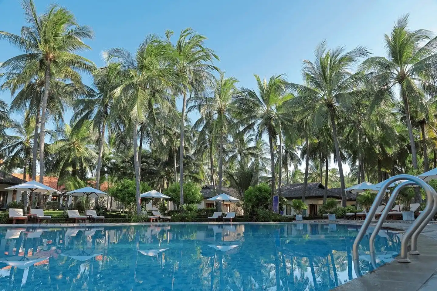 Blue Ocean Resort Pool