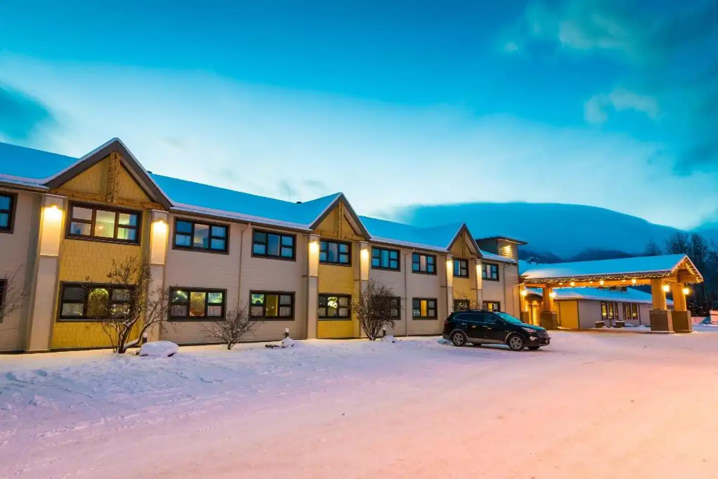 Prestige Hudson Bay Lodge Aussenansicht