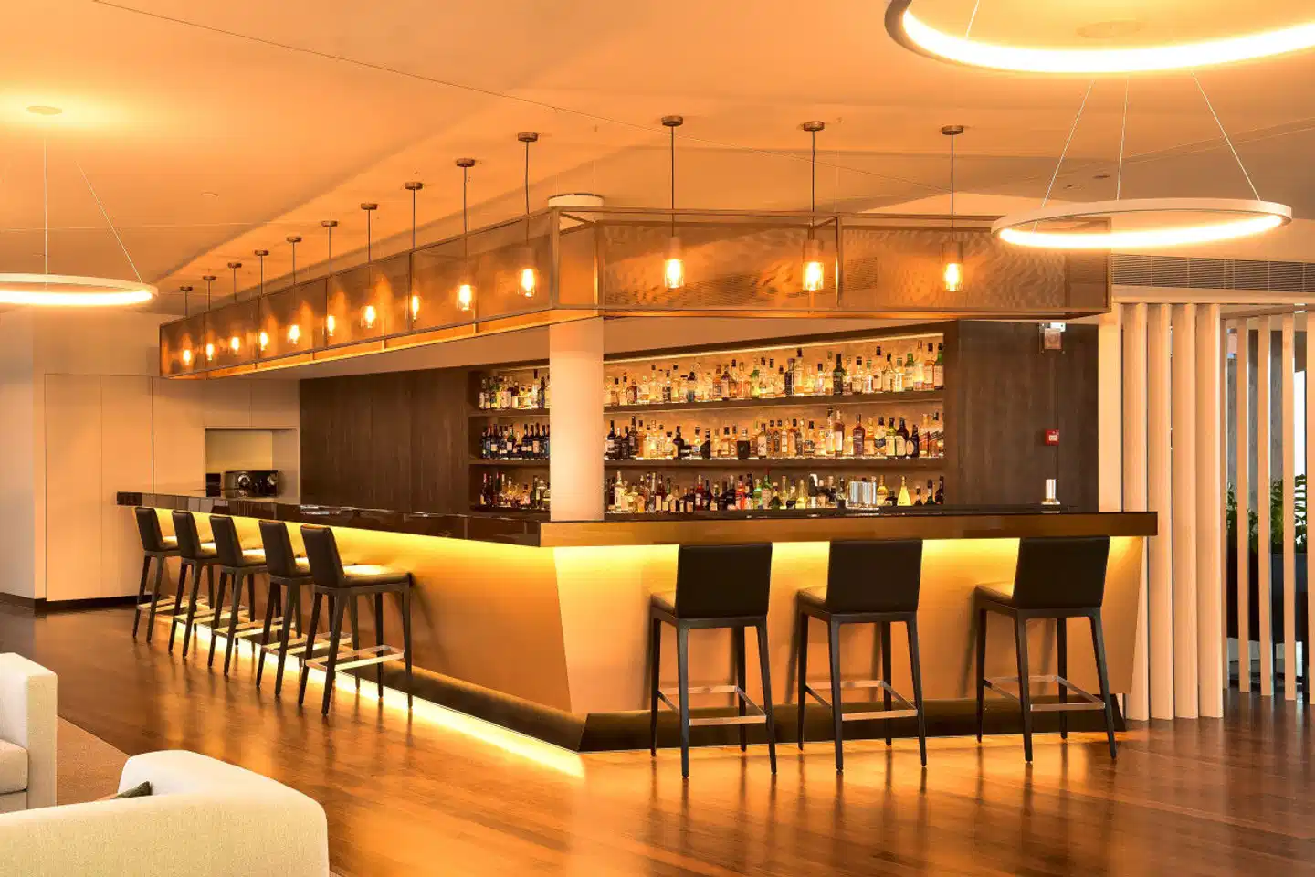 Porto Palacio by The Editory Bar