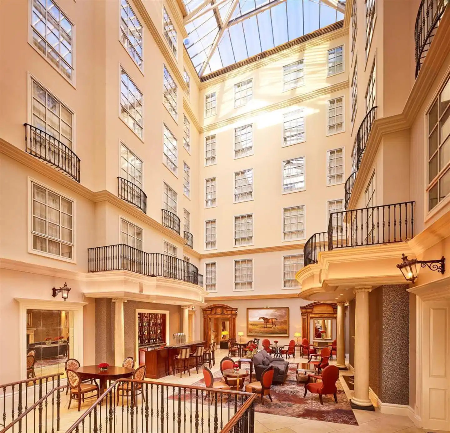 The College Green Hotel Dublin, Autograph Collection Aussenansicht