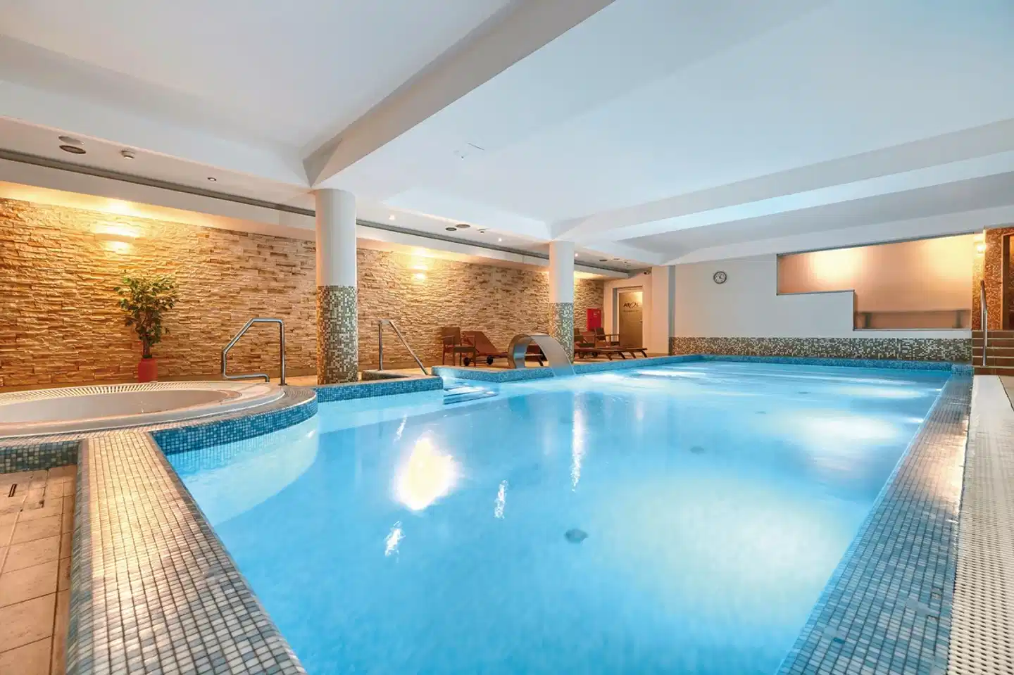 Atol Hotel & Spa Hallenbad