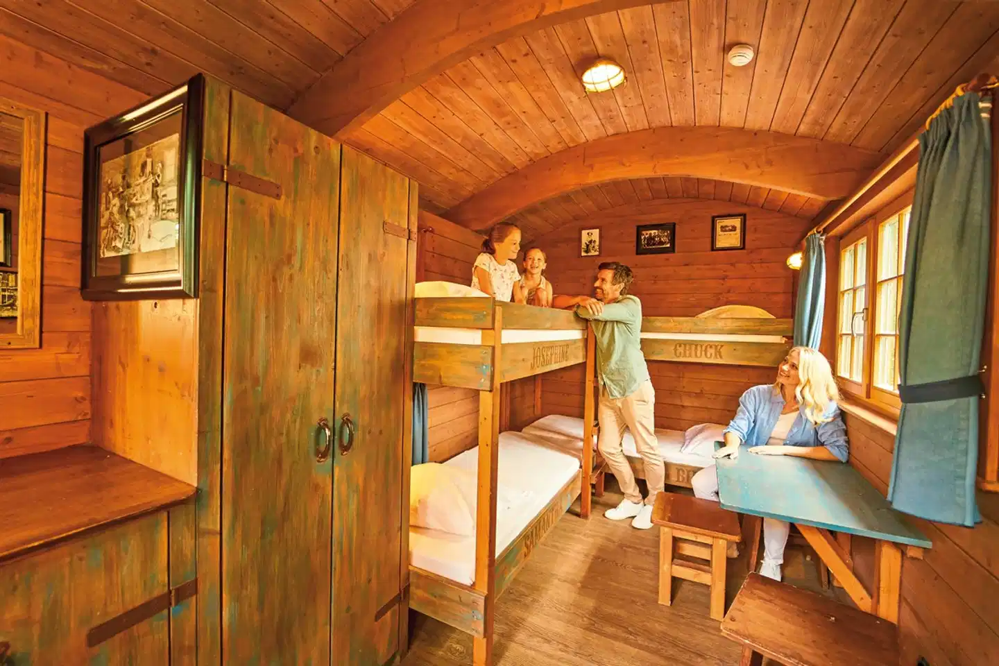 Tipi Town Restaurant