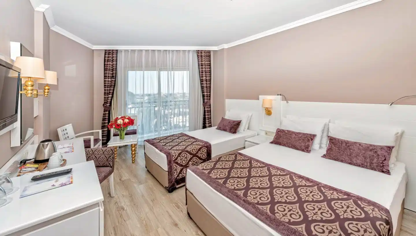 Serenis Hotel Wohnbeispiel