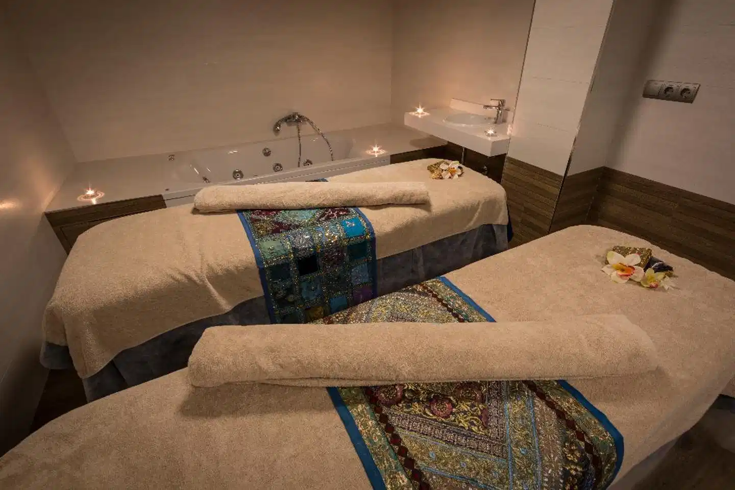 Catalonia Granada Wellness