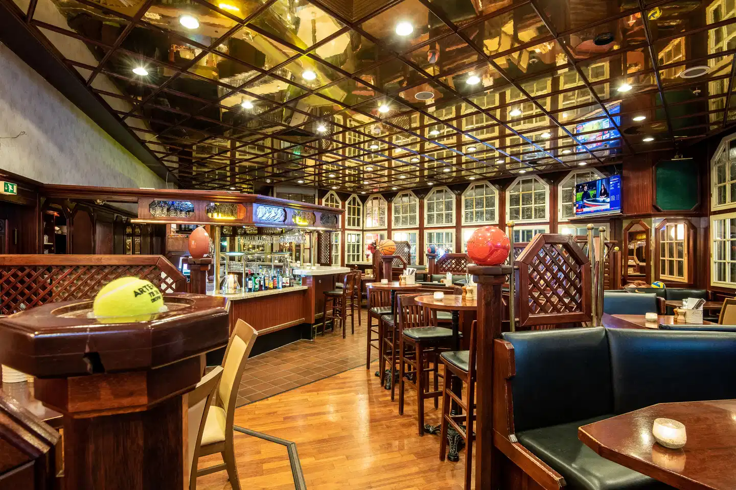 Leonardo Royal Hotel Frankfurt Bar