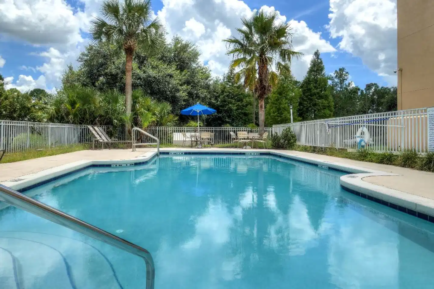 Destiny Palms Hotel Maingate West Pool