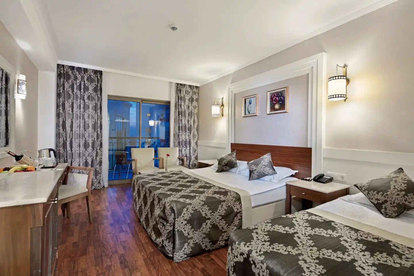 Alba Queen ACCOMMODATION