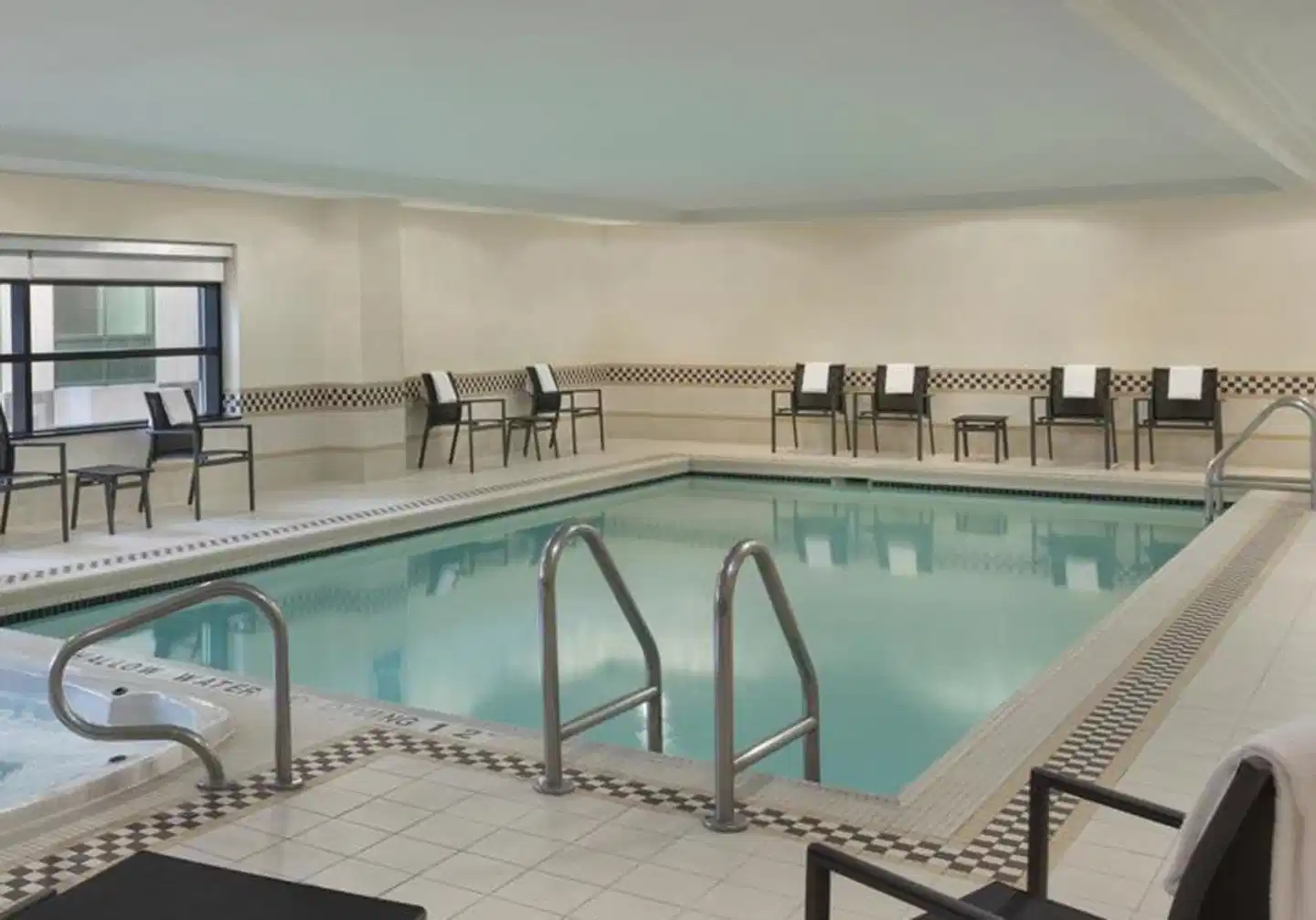 Residence Inn by Marriott Toronto Downtown/Entertainment District Hallenbad