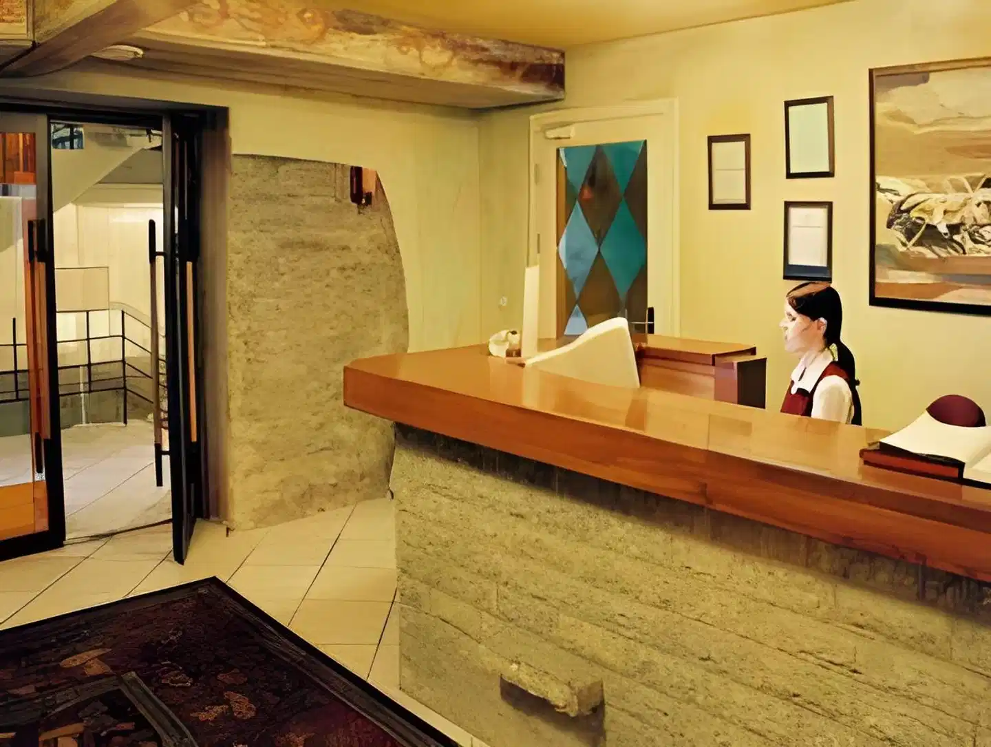 Taanilinna Hotel Lobby