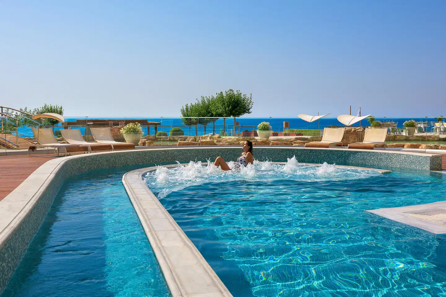 Elysium Resort & Spa POOL