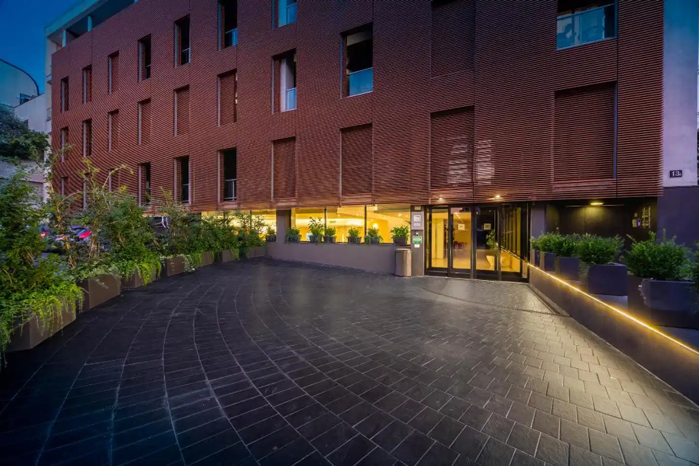 Idea Hotel Milano Watttredici Aussenansicht